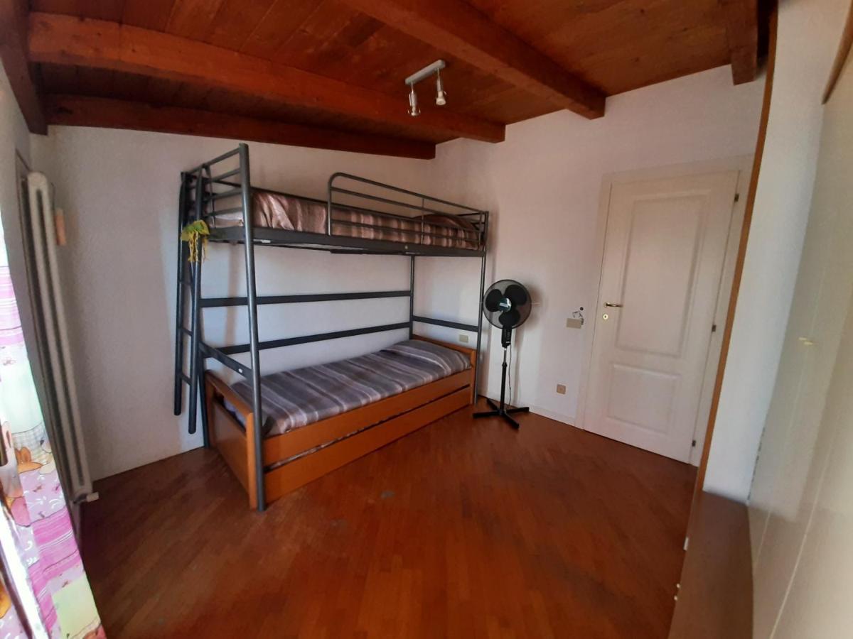 Apartament Casa Cavour Pesaro Zewnętrze zdjęcie