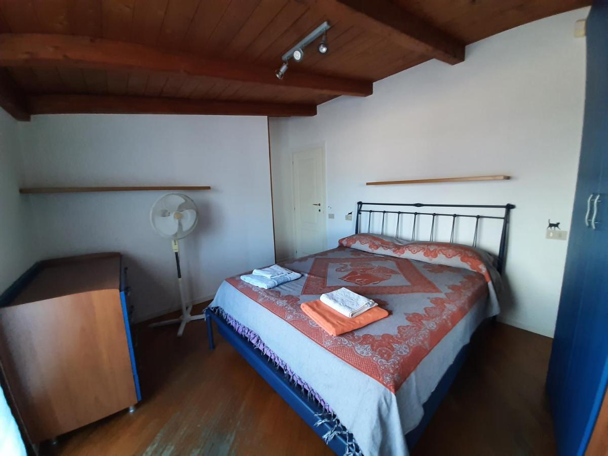 Apartament Casa Cavour Pesaro Zewnętrze zdjęcie