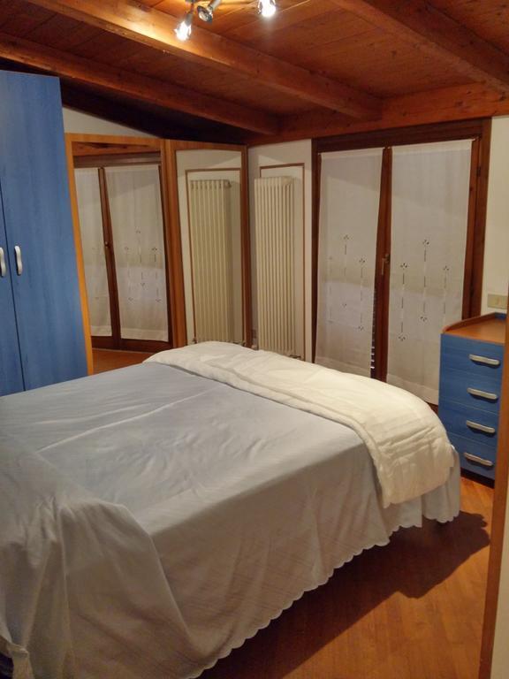 Apartament Casa Cavour Pesaro Zewnętrze zdjęcie